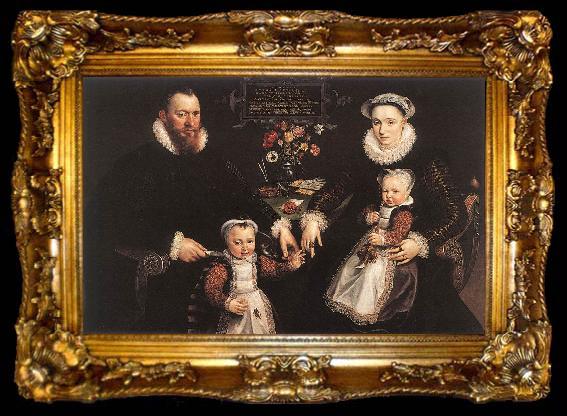 framed  VOS, Marten de Portrait of Antonius Anselmus, His Wife and Their Children wr, ta009-2