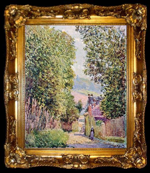 framed  Alfred Sisley Une rue a Louveciennes, ta009-2