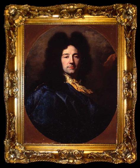 framed  Hyacinthe Rigaud Portrait of Portrait of the artist, bust-length, with a yellow cravat and a blue cloak, feigned oval., ta009-2