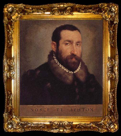 framed  MORONI, Giovanni Battista Portrait of a Man, ta009-2