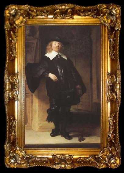 framed  REMBRANDT Harmenszoon van Rijn Portrait of a Man Standing (mk33), ta009-2
