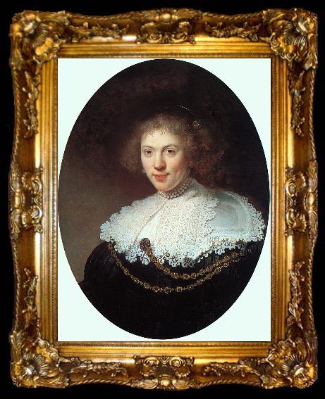 framed  Rembrandt Woman Wearing a Gold Chain, ta009-2