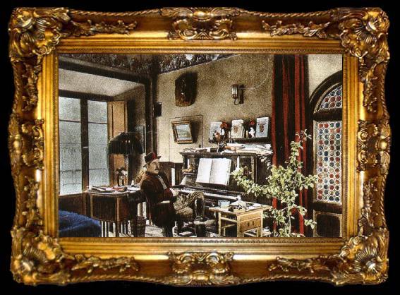 framed  puccini puccini at home in the music room of his villa at torre del lago, ta009-2